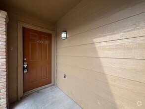 Building Photo - 412 Shiloh Dr