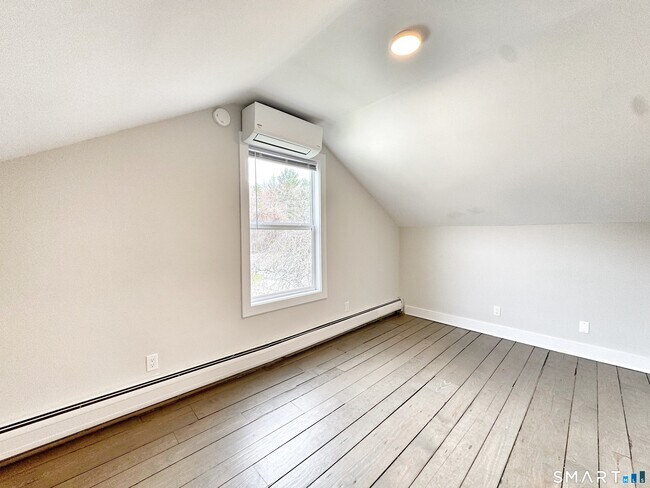 Building Photo - 112 Georgetown Rd