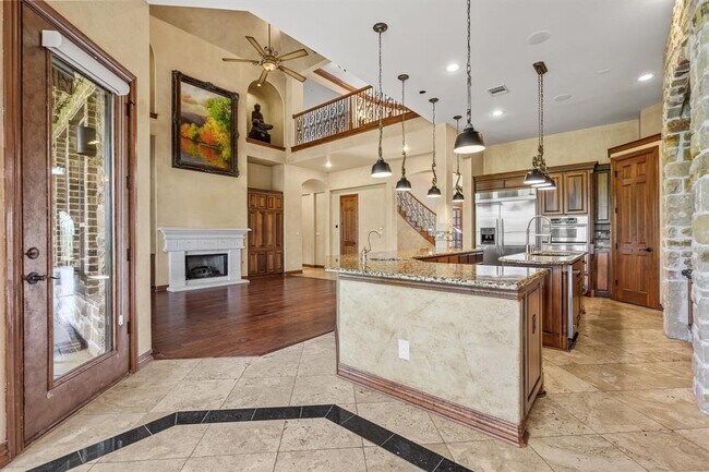 Building Photo - 4008 Sugarloaf Dr