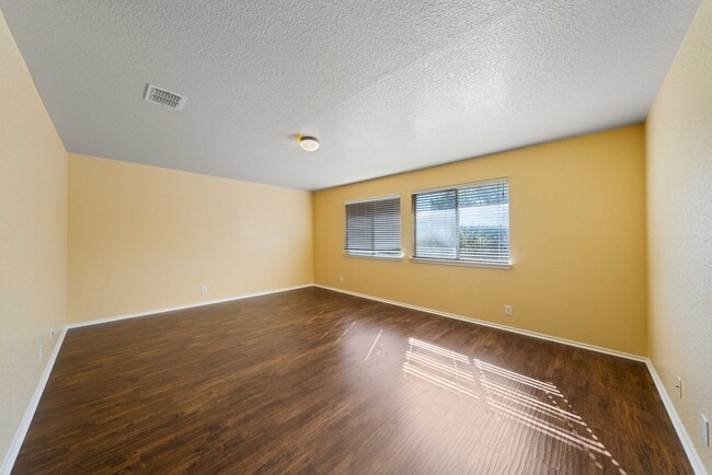 Building Photo - 3338 Bending Creek