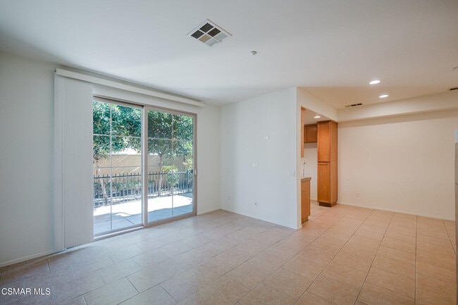 Building Photo - 1454 Patricia Ave