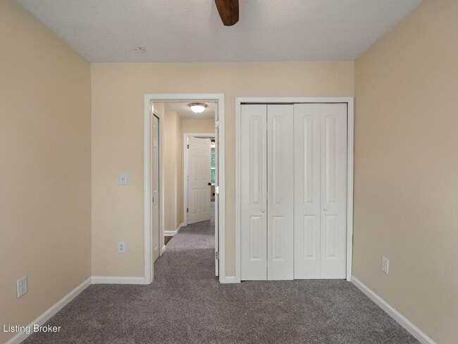 Building Photo - 1406 Walter Ave