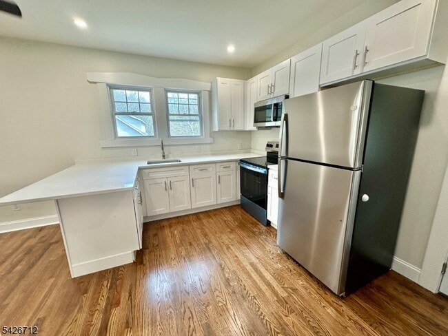 Building Photo - 515 Hamburg Turnpike