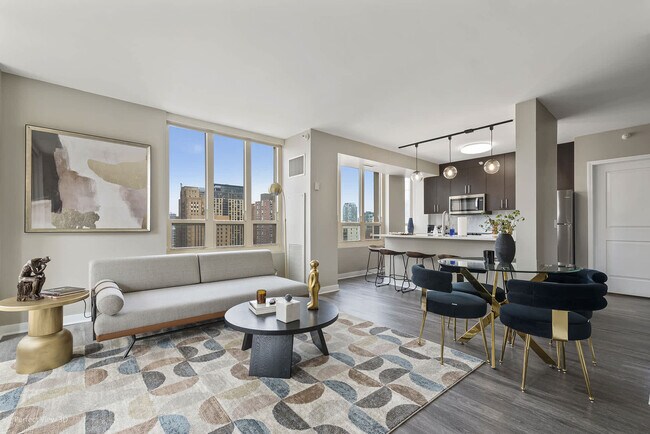 Primary Photo - 45 E Chicago Ave