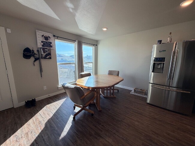 Building Photo - Charming 3-Bed, 2-Bath Retreat in Wolfforth