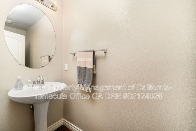 Building Photo - 31894 Red Pine Way