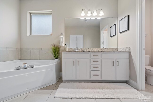 Building Photo - 3552 Pelican Bay Cir