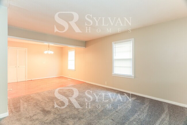 Building Photo - At Last, This Is What You Have Been Searching For!