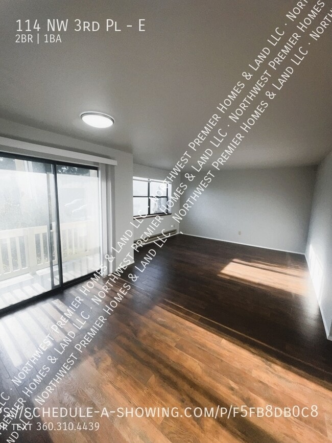 Building Photo - 114 NW 3rd Pl