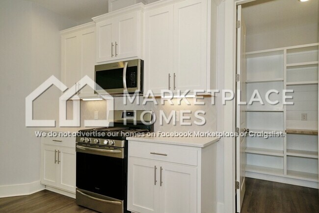 Building Photo - 1067 Harrison Bayou Dr