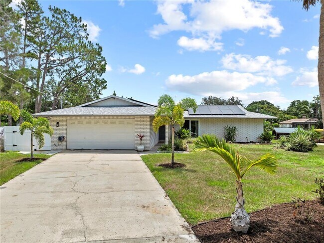 Building Photo - 17511 Canal Shores Dr
