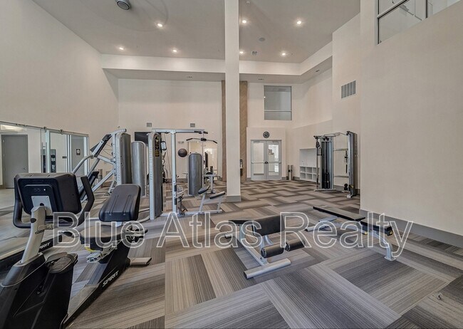 Building Photo - 2700 Old Denton Rd