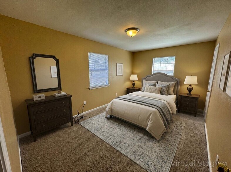 Building Photo - 4808 Rainbow Cir