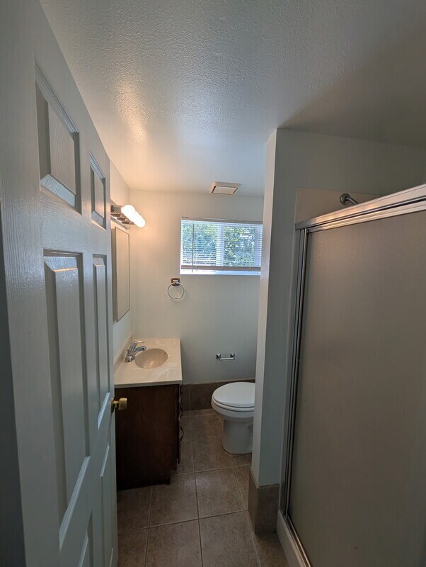 Building Photo - 333 S Old Pacific Hwy