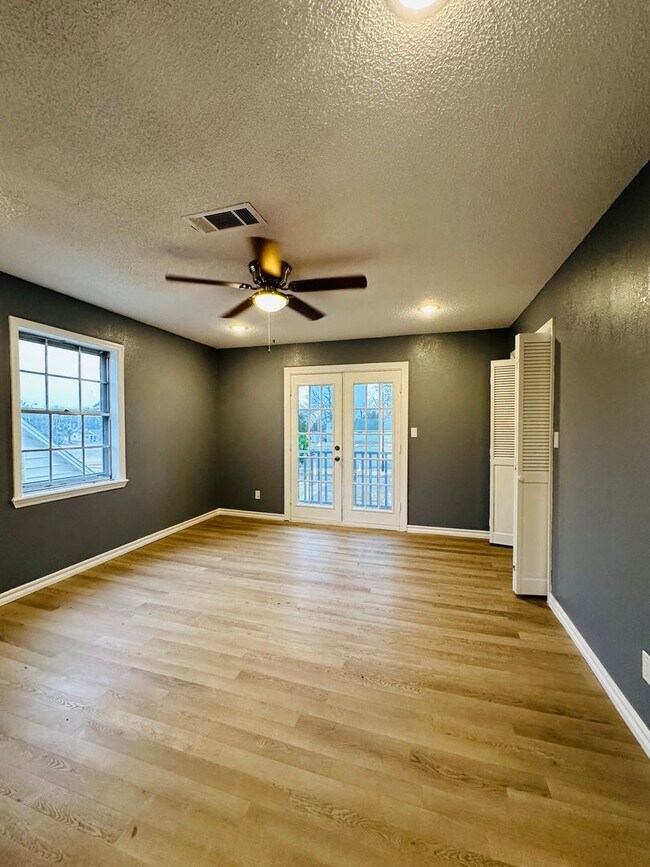 Building Photo - 1227/1229 S 17th St.