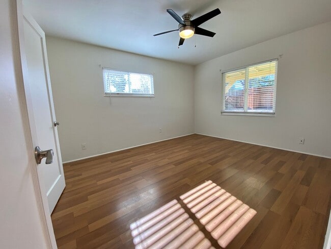 Building Photo - Charming House on 1/3 acre in El Quito Neighborhood!