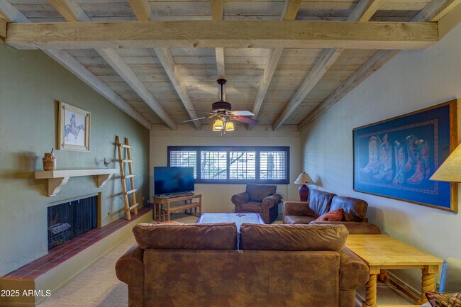 Building Photo - 1103 Ocotillo Cir