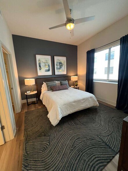 Building Photo - 2910 SW 69th Ave