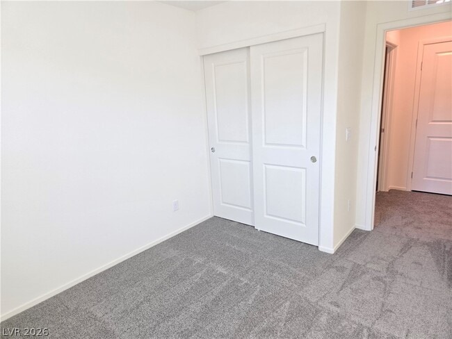 Building Photo - 6079 Cosmos Gdn St