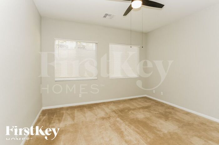 Building Photo - 10755 Blackrock Canyon Ave