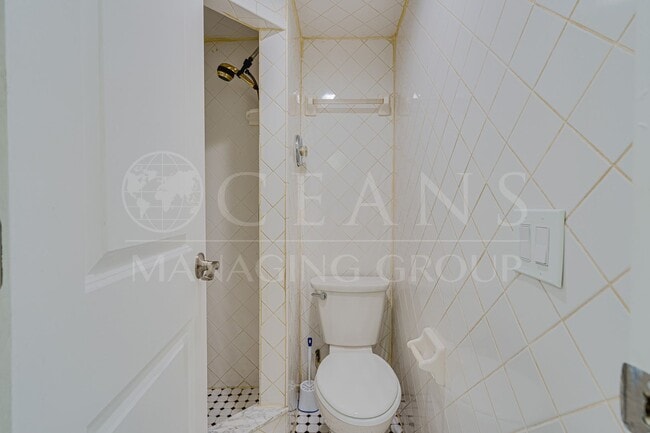 Building Photo - Updated Beachside Ormond Home