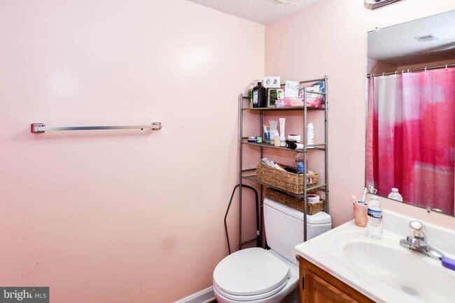 Building Photo - 1600 Ora Lea Ln