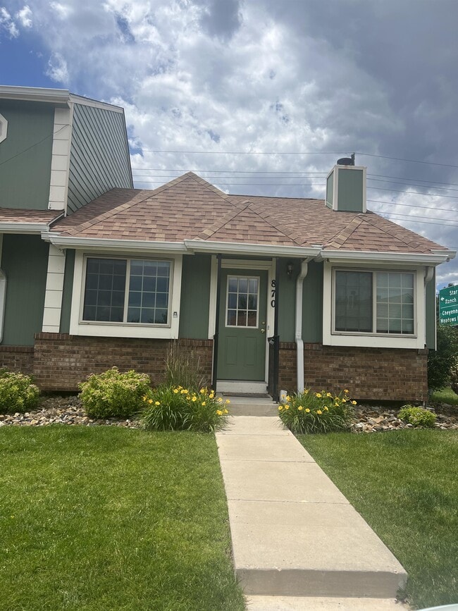 Building Photo - 870 London Green Way