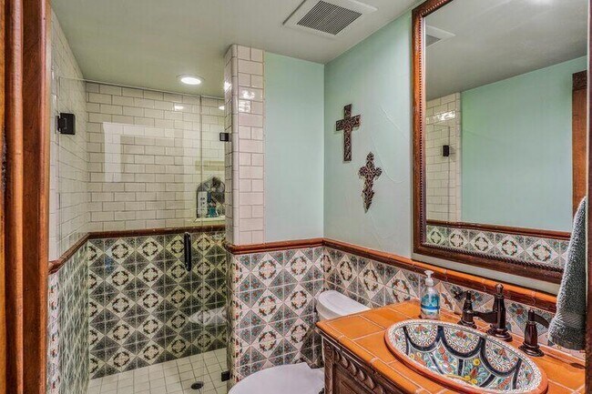 Building Photo - 83290 S Bay Dr