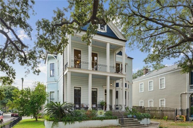 Building Photo - 3405 Coliseum St