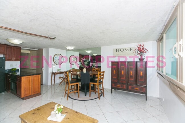Building Photo - furnished 1 bedroom, 1 bath unit at Island Colony for rent.