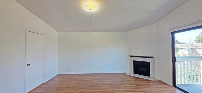 Building Photo - 7862 Hampton Ln