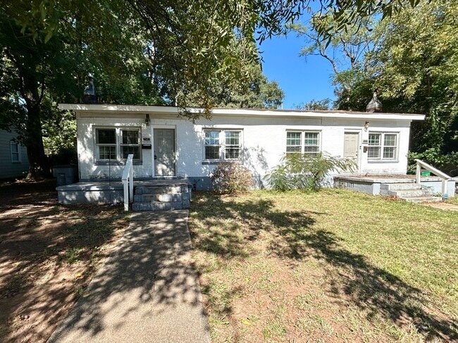 Building Photo - 2547 Pinckney Ave