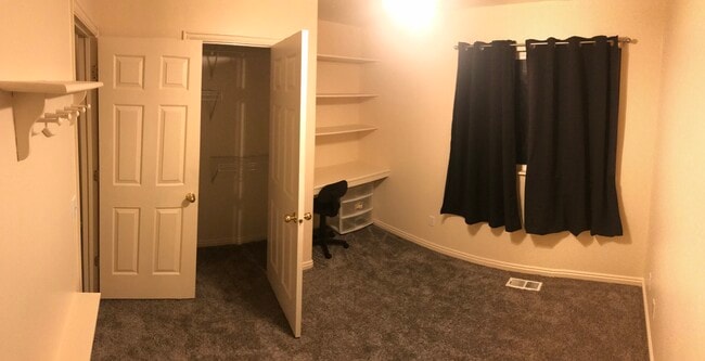 Building Photo - 2991 E 1610 S