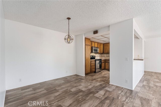 Building Photo - 13624 La Jolla Cir