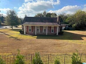 Building Photo - 2919 University Blvd E