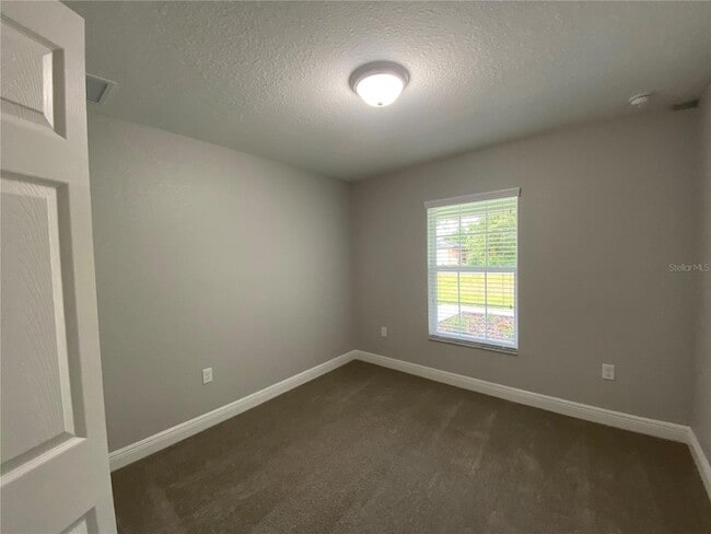 Building Photo - 2840 SW 147 St