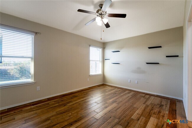 Building Photo - 1502 Shim's Blvd