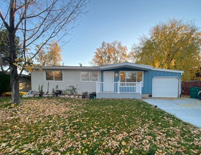Building Photo - 105 Green Dr