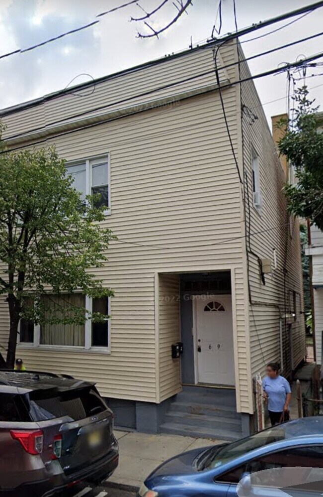 Building Photo - 6109 Jackson St