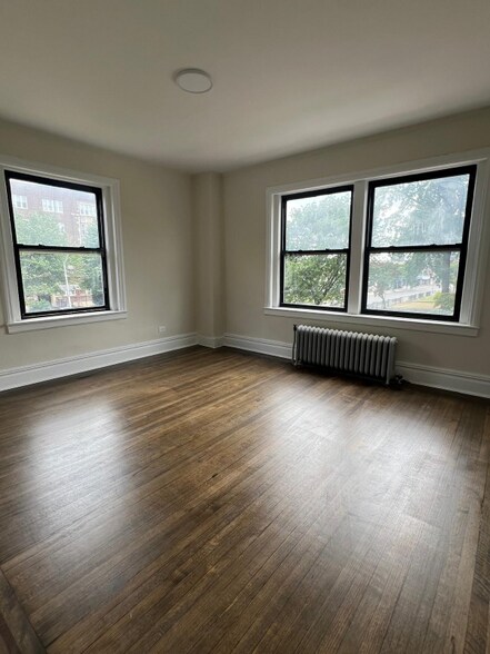 Building Photo - 157 S Harrison St