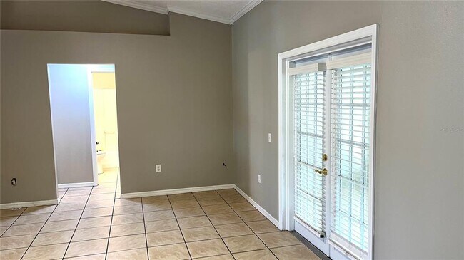 Building Photo - 326 Fox Lake Dr