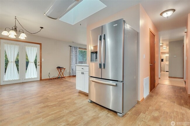 Building Photo - 16107 Goldbar Blvd