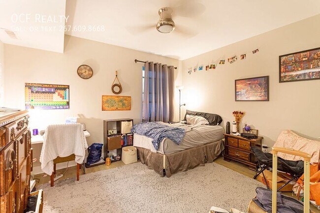 Building Photo - Graduate Hospital Three Bed Apartment