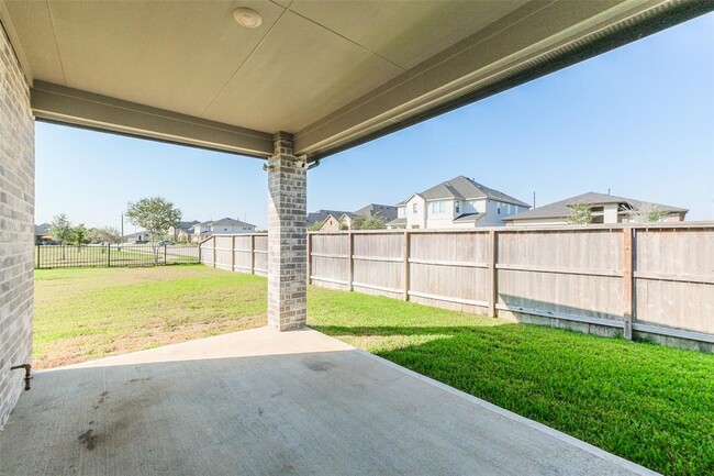 Building Photo - 28635 Hazel Trl