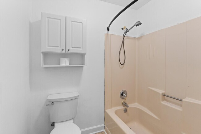 Building Photo - 315 Rabun Valley Ln