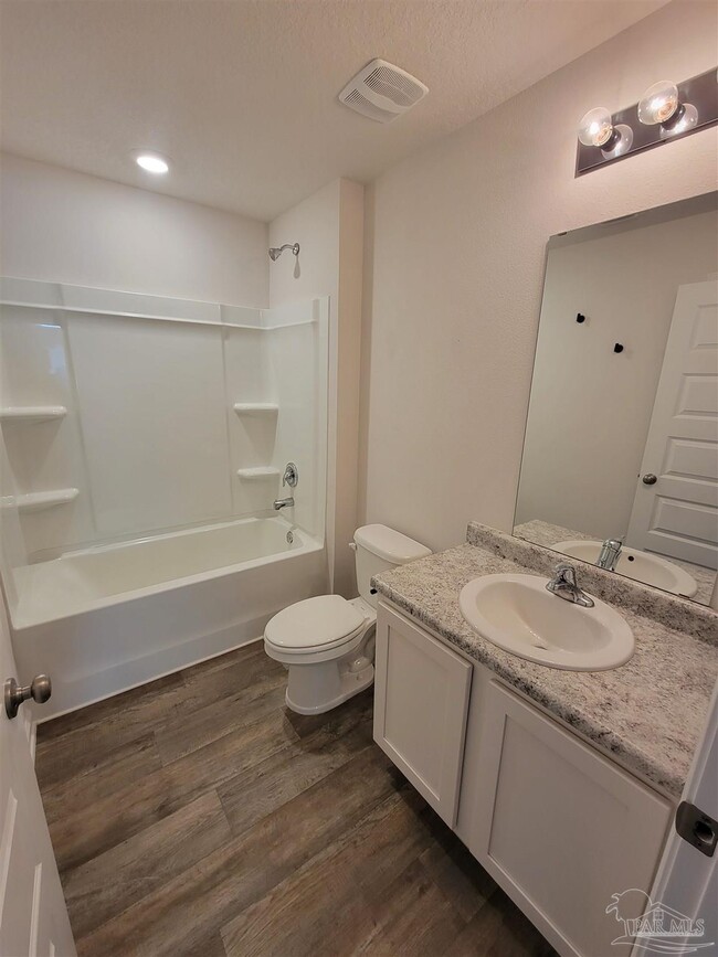 Building Photo - 5475 Merlin