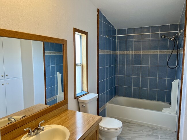 Building Photo - 5296 Comanche