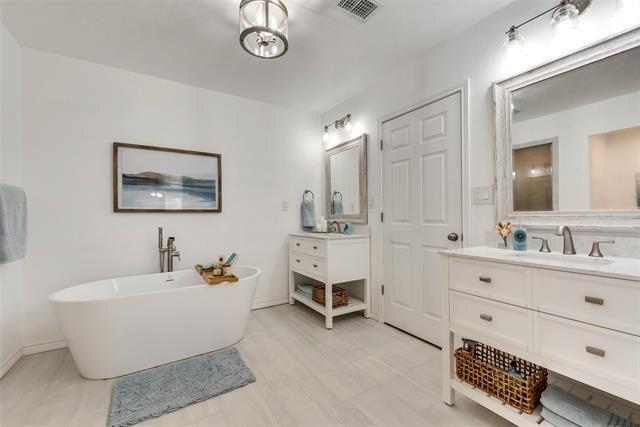 Building Photo - 150 Guadalupe Dr