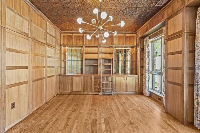 Building Photo - Rare opportunity to lease a luxury residence in The Nolen on Queens Road