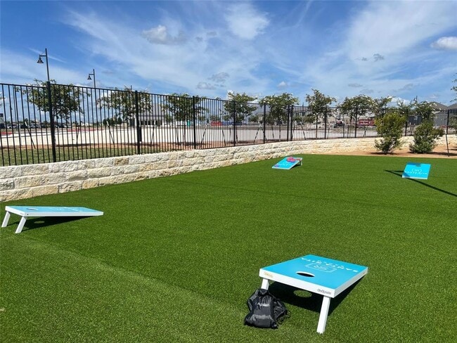 Building Photo - 605 Los Olives Ln